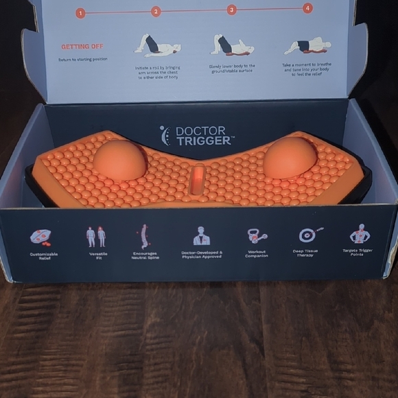 Rocker 2.0 Back Massager - Orange - Picture 3 of 4